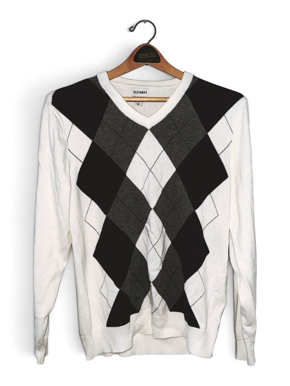 Old Navy Men's Argyle V-Neck Sweater White Black Gray Size Medium